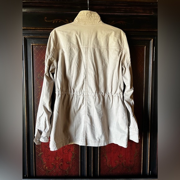 Gap Garment-Dyed Utility Women’s Jacket - Picture 4 of 17